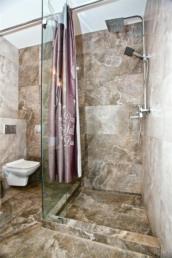 Allurapart Inn Mvz, Левобережная Мвц Kiev Dış mekan fotoğraf