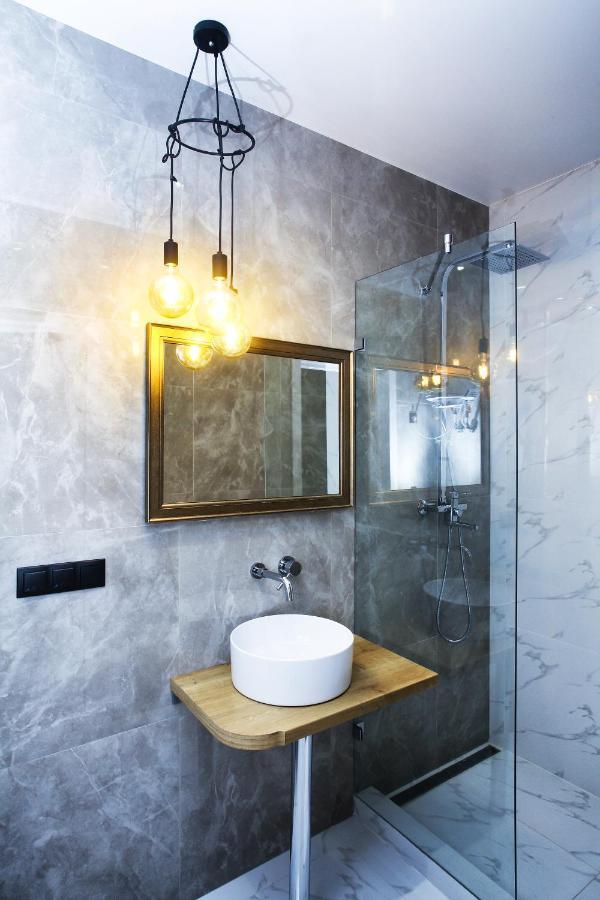 Allurapart Inn Mvz, Левобережная Мвц Kiev Dış mekan fotoğraf